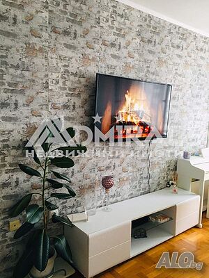 Тристаен апартамент за продажба в к-с Славейков - перфектна локация до парка!