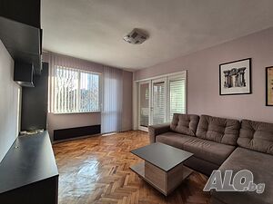 Двустаен апартамент, Център, 70 кв.м., ет. 4/5, обзаведен