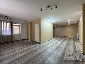 Офис, Ялта, 49 кв.м., партер, тухла