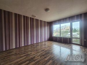 Тристаен апартамент, Родина 2, 80 кв.м., ет. 8, необзаведен