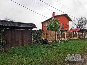 Къща, с. Ново село, РЗП 249 кв.м., двор - 846 кв.м.