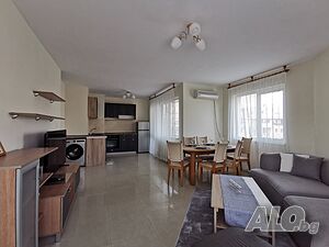 Тристаен апартамент, Център, 100 кв.м., ет. 4/6, обзаведен, отличен