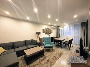 Тристаен апартамент, Широк Център, 90 кв.м., ет. 5, обзаведен, отличен