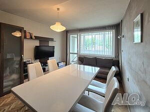 Двустаен апартамент, Широк Център, 58 кв.м., ет. 3/5, обзаведен