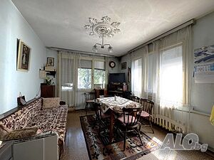 Къща, Родина 1, РЗП 146 кв.м., двор 259 кв.м., без подобрения