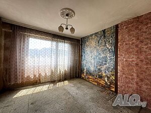Двустаен апартамент, Широк Център, 56 кв.м., ет. 8, за ремонт