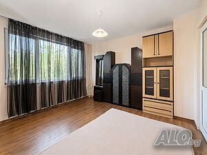 Едностаен апартамент, Широк Център, 45 кв.м., ет. 2/15, тухла