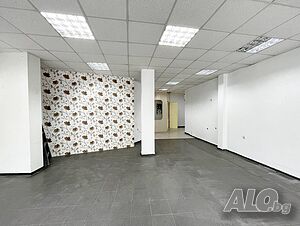 Магазин/ Офис, Широк Център, 96 кв.м., партер, необзаведен