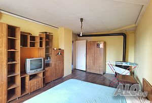 Двустаен апартамент, Чародейка Юг, 62 кв.м., ет. 4, за ремонт