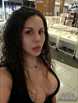 Активна и пасивна. Ела и напрарави това за което си мечтал.