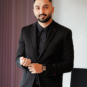 Алекс Стоянов