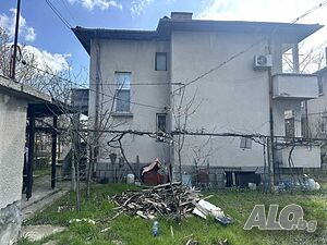 Продава се