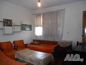 Етаж от кооперация в хубав широк център в Благоевград Код: 000326 S