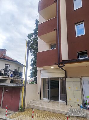 Под наем помещение в центъра на Ямбол - от собственик