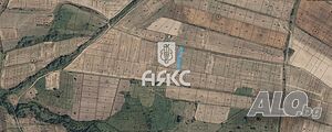 Предлагаме за продажба земеделска земя с площ от 1426 кв.м, разположена в местността „Под Малия друм..