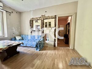 Двустаен обзаведен апартамент в кв. Красна поляна до градски транспорт