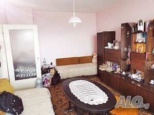 Апартамент Х-во ЖП-блок, Източен