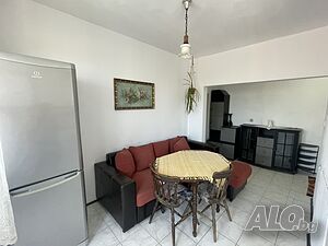 Тристаен апартамент под наем в кв. Левски