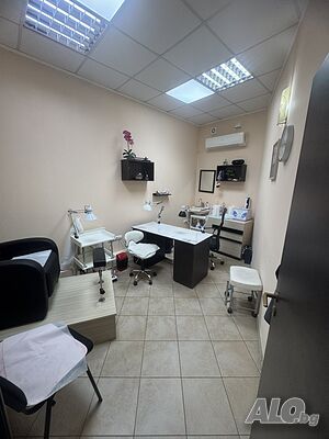 Помещение на главен булевард в центъра на град Варна