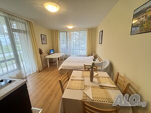 Обзаведено просторно студио в Аспен Голф