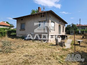 Продава КЪЩА на 41 километра от София