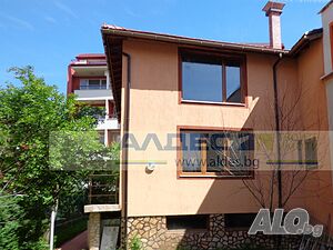 Продава КЪЩА в кв. Витоша