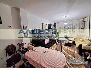 Продава преустроен в 3-СТАЕН в Карпузица