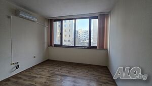 Офис под наем в центъра на Пазарджик