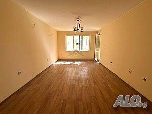 Двустаен апартамент в близост до Острова