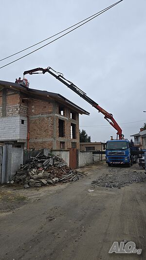 Камион с кран Пловдив и услуга с автокран