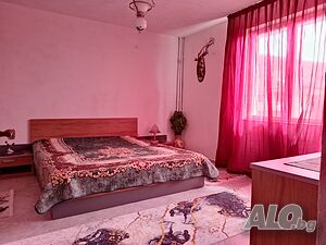 Студио под наем, за сезон 2025