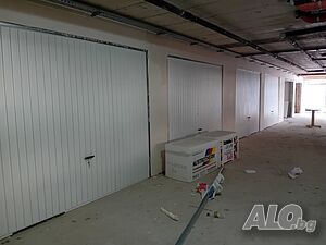 Предлагаме гаражи и външни паркоместа в Меден рудник
