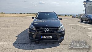 Продава се Mercedes-Benz ML 63 AMG W166 - НОВ МОТОР M157 36 000км
