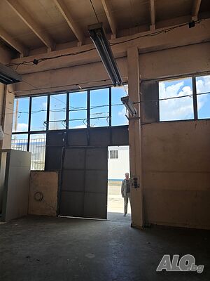 Промишлено хале 432 кв. метра