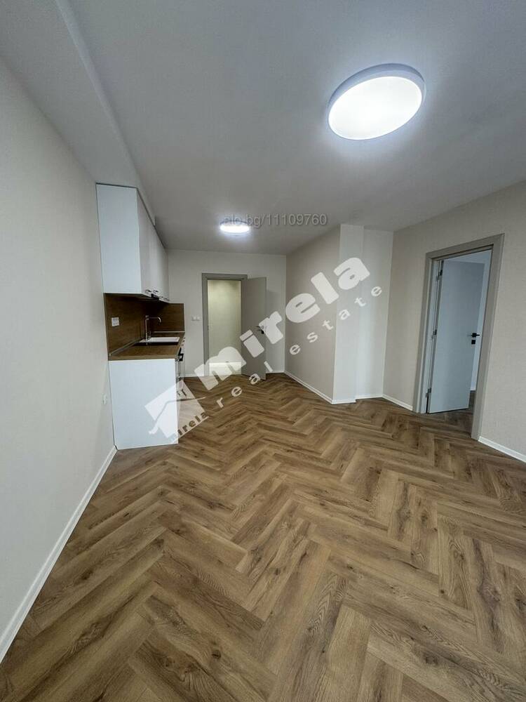 Тристаен апартамент, 70 кв.м, град Варна, ж.к. Възраждане 2, бул. 3-ти март