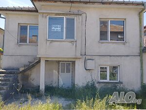 Продава се
