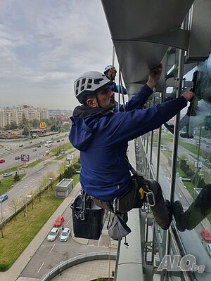Професионални алпинисти - Ремонт Фасади/Топлоизолация/Измиване на фасади Alpine Direct Solutions