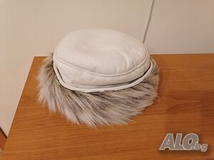 Нова шапка еко кожа, мека, удобна, стилна. НАЙ-НИСКА ЦЕНА - 5 евро
