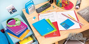 Тетрадка а4 твърди корици за математика Clairefontaine 32 листа карирани и бели Калиграфска