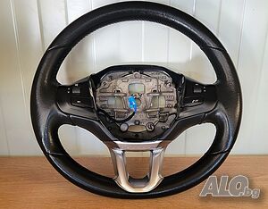 Продавам много запазен кожен волан за PEUGEOT 208 или 2008 2012 - 2019