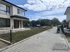 Луксозна къща Виница под наем