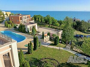Двустаен апартамент с морска гледка в Sea Fort Club, Свети Влас