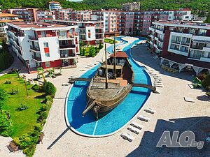 Страхотна цена, двустаен апартамент на първа линия в Privilege Fort Beach, Елените