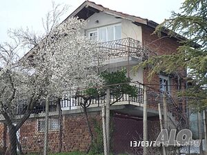 Къща в село Любеново