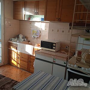 Три отделни стаи в района на 12 -то ОУ. Двустаен апартамент 64 кв.м Панел 1986 г. 3 етаж Непоследен | Апартаменти | Сини Камъни Сливен