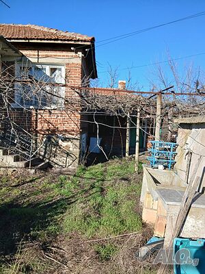 Продавам къща