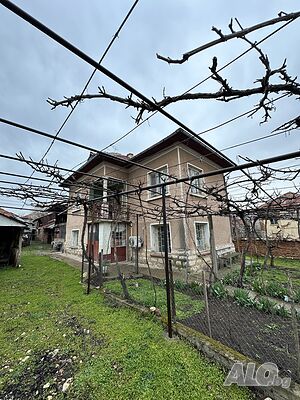 Продавам къща в с. Девене, Врачанско