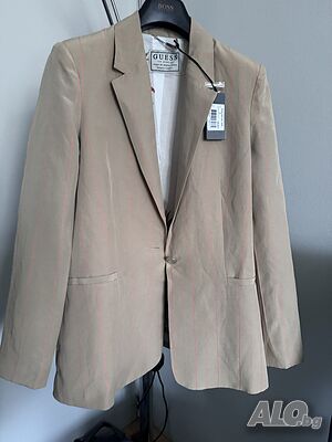 Ново дамско сако на Guess