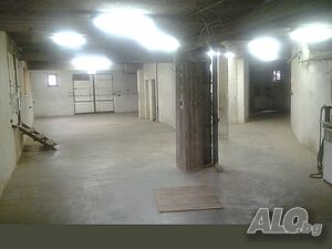 Под наем 250кв.м. 1000лв.