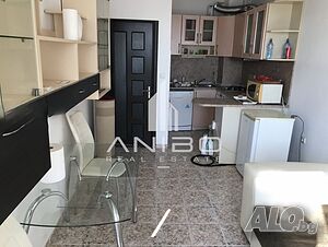 Двустаен обзаведен апартамент под наем до Катедралата, гр. Варна